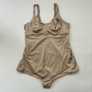 Cacique Shapewear Bodysuit Bodyshaper Beige Ivory Size 42D Smoothing Slimming